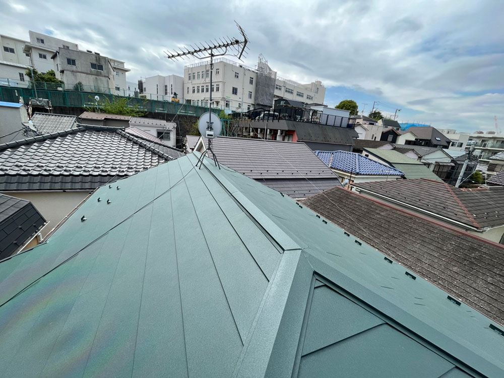 屋根カバー工法の流れ